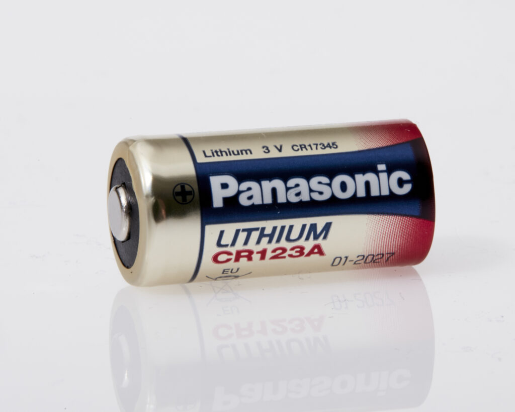 Pacco Da 8 Batterie Panasonic CR123A 3V Litio – Per Fotocamera, Allarme E Sicurezza – Lunga Durata